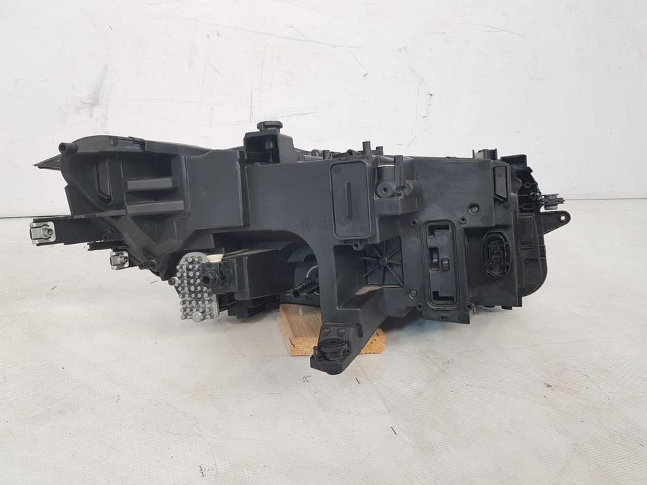 Far stanga full led VW Tiguan 2 facelift dupa 2021