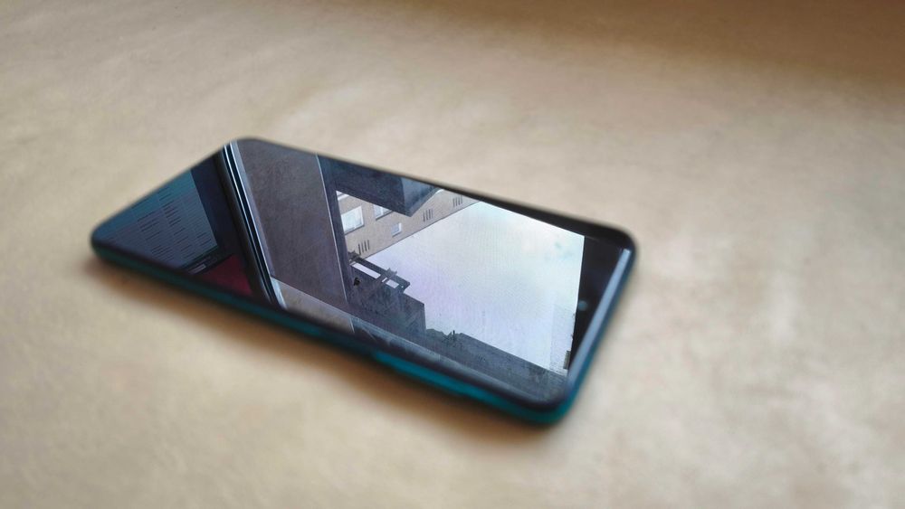 Телефон Xiaomi Redmi Note 9 Pro 6GB RAM + 1GB RAM + 64GB памет