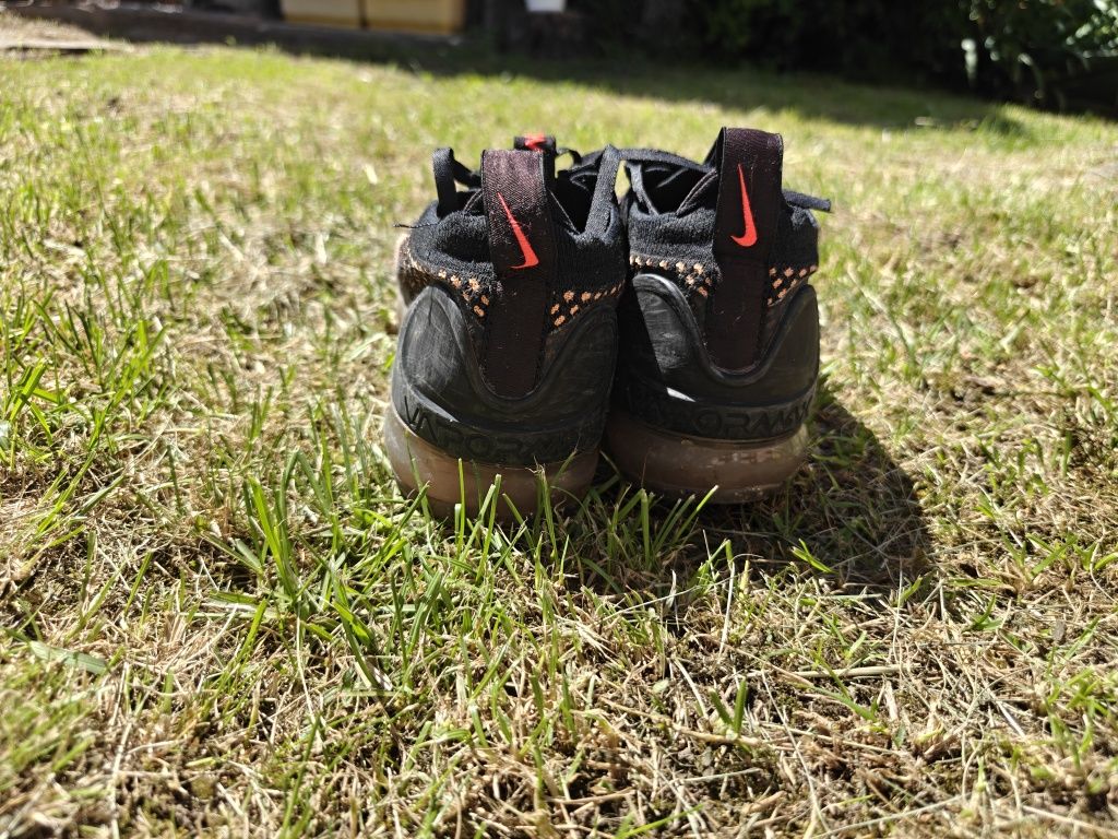 Nike vapor max  черно/оранжеви