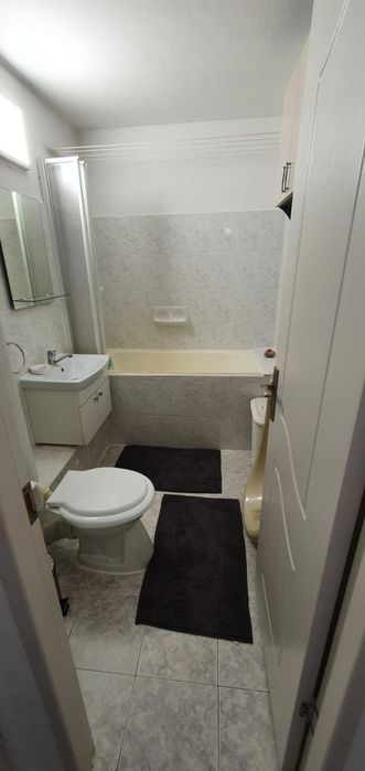 Dau in chirie  apartament 3 camere Oradea