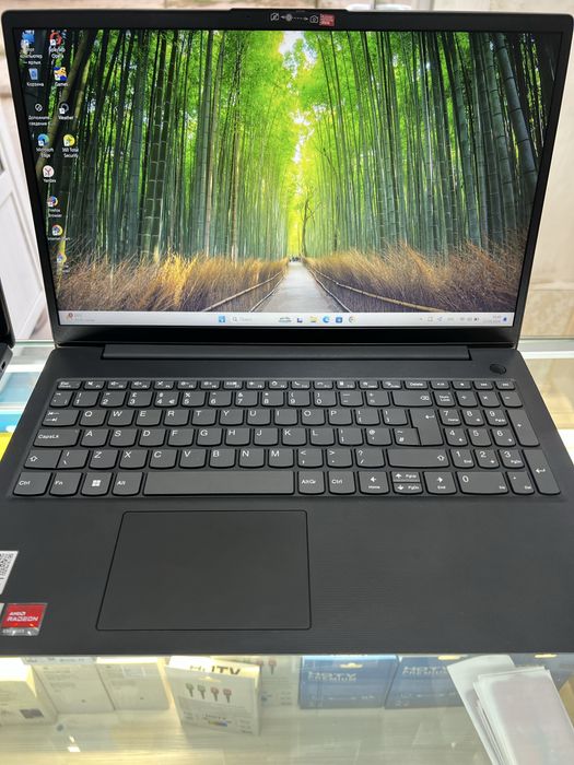 Ноутбук Lenovo