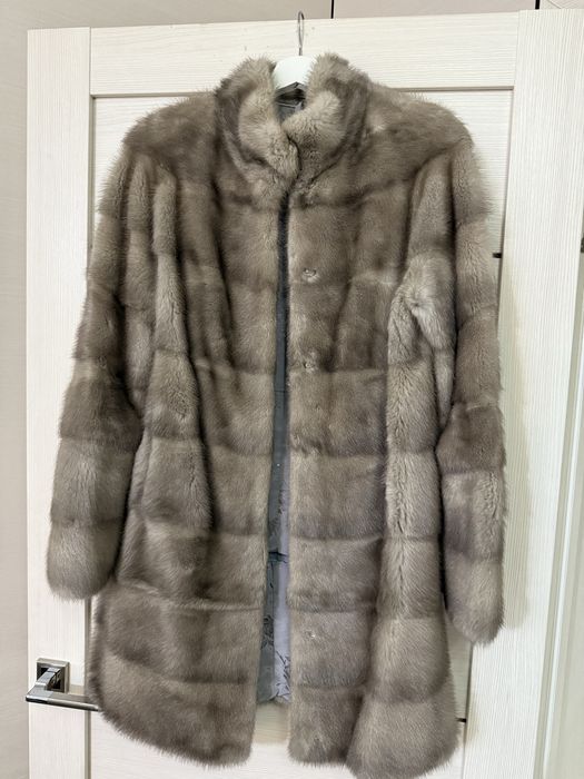 Продам норковую шубу