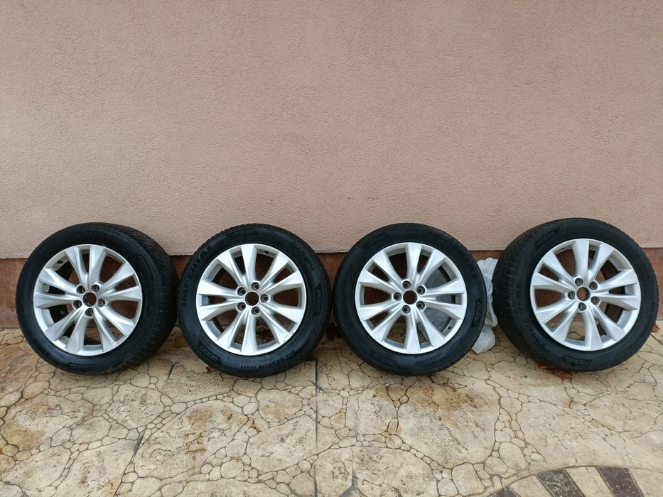 Jante aliaj Toyota RAV4 235/55/18