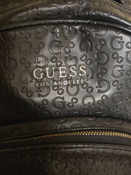 Guess оригинална дамска раница
