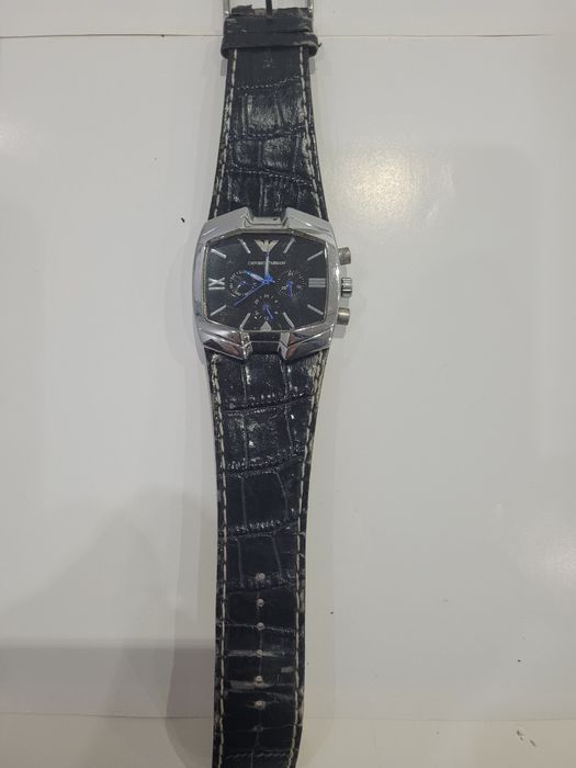 Vand diferite ceasuri mecanice și automatice