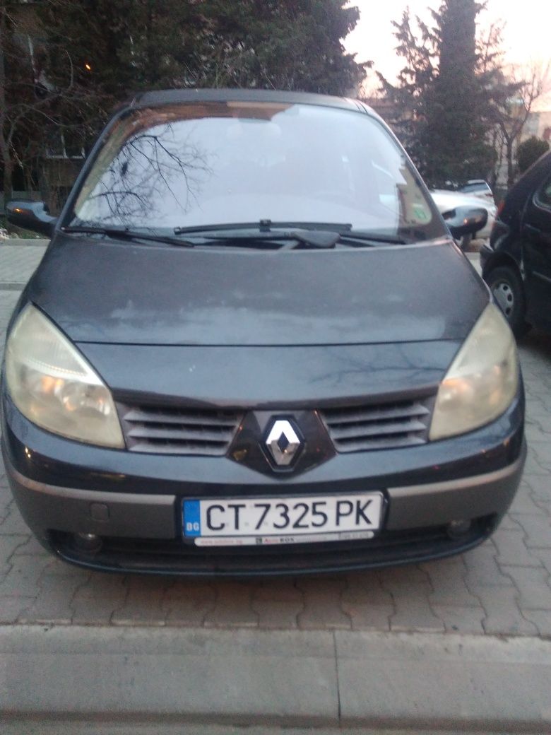Продавам Рено грант Сценик