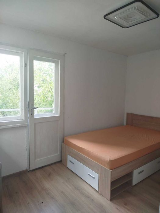 Продавам къща в град Банкя