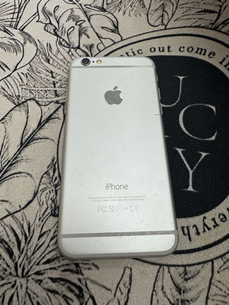 iPhone 6 silver 16gb - с дефект