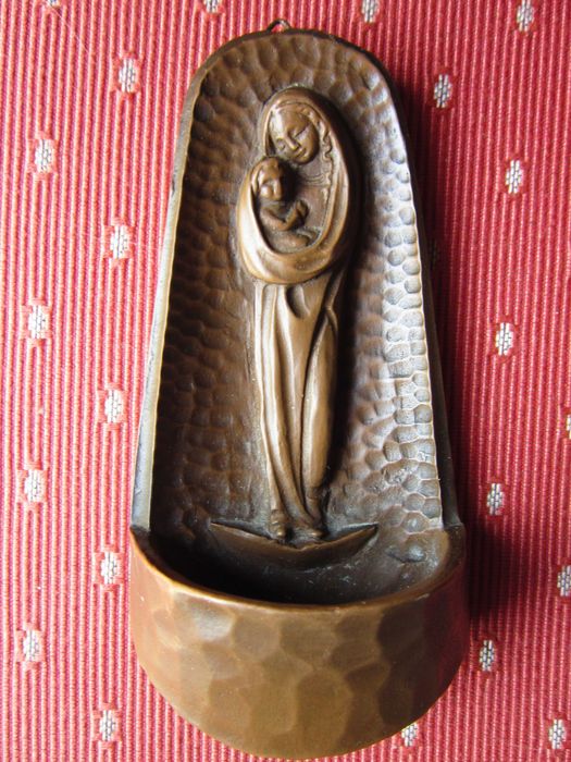 rar Madonna Maria Holy Water pt apa sfintita  Germania