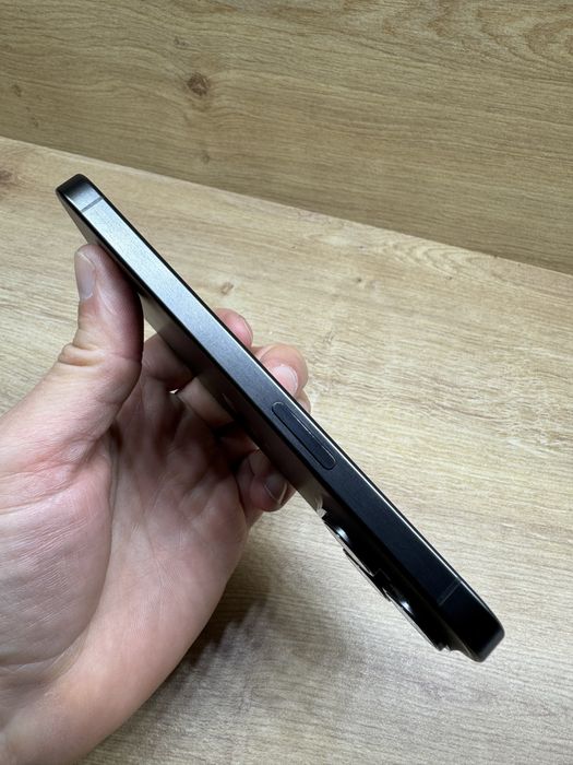 iPhone 15 PRO 512Gb black titanium 95% battery life