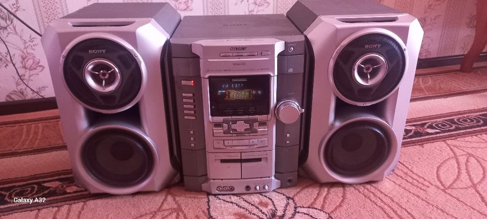 Sony музикалны центр