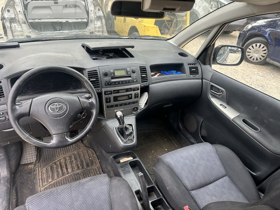 Тойота Корола Версо 1.6vvt-i На Части!!!