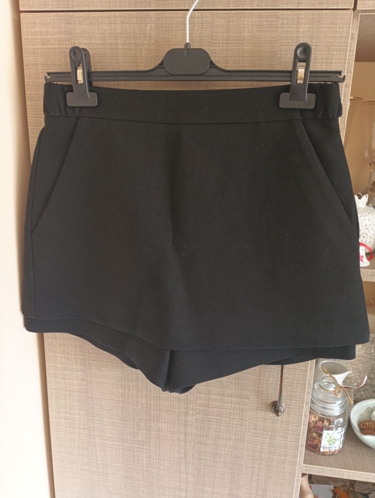 Къси панталонки на Sandro,Sezane,Maje