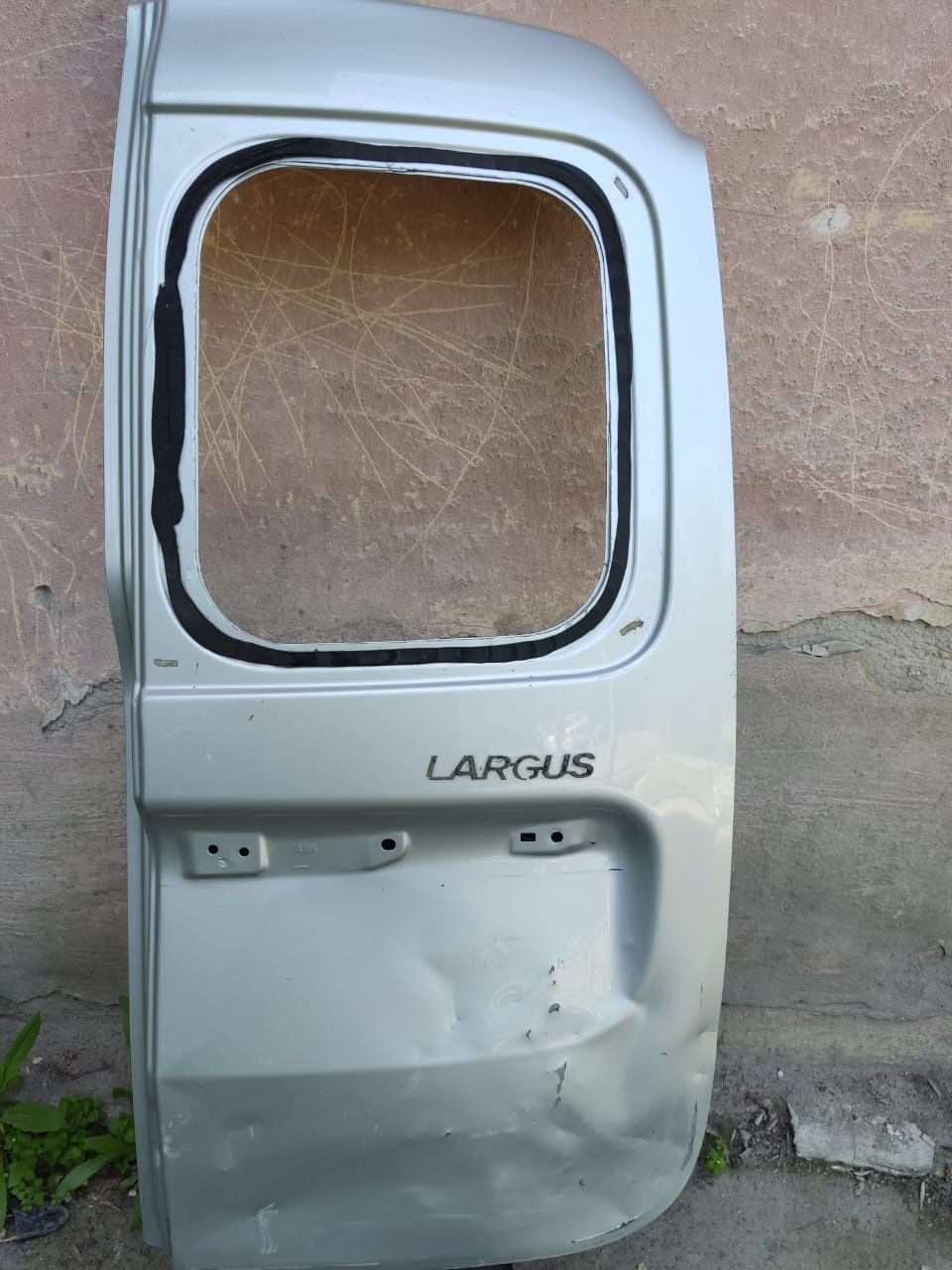 Дверь от Ларгуса
