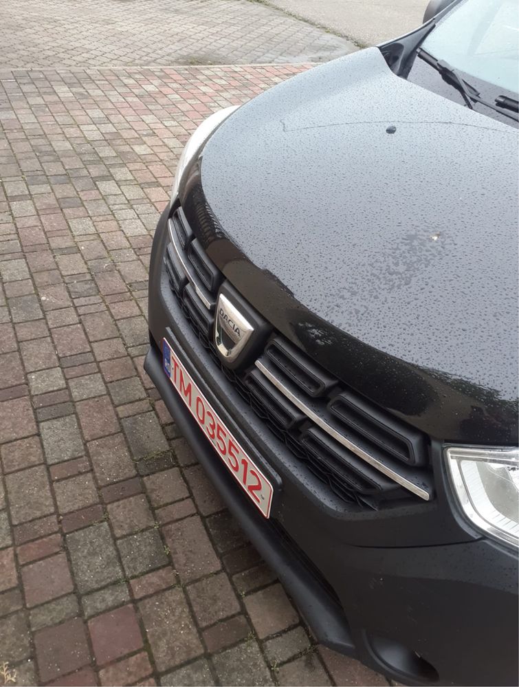 Vând dacia dokker
