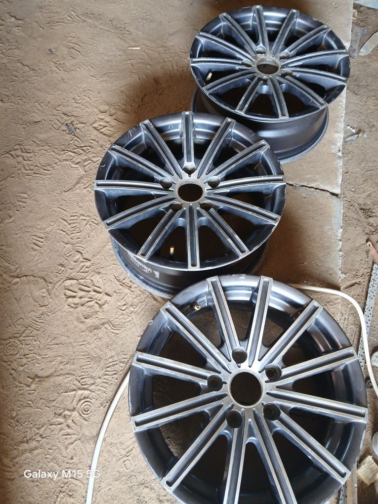 Продам диски R15 5×114.3