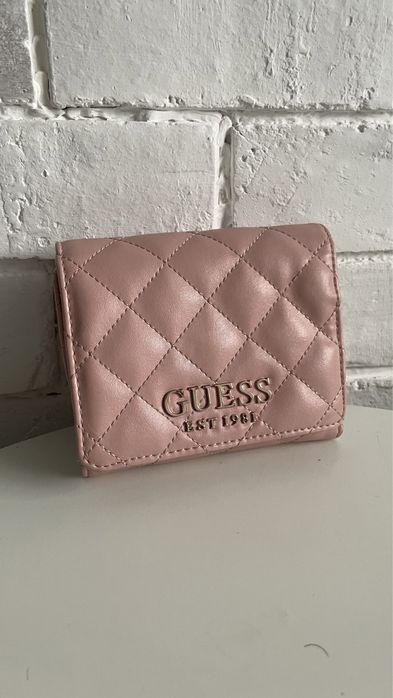 Чанти Calvin Klein Guess протмоне