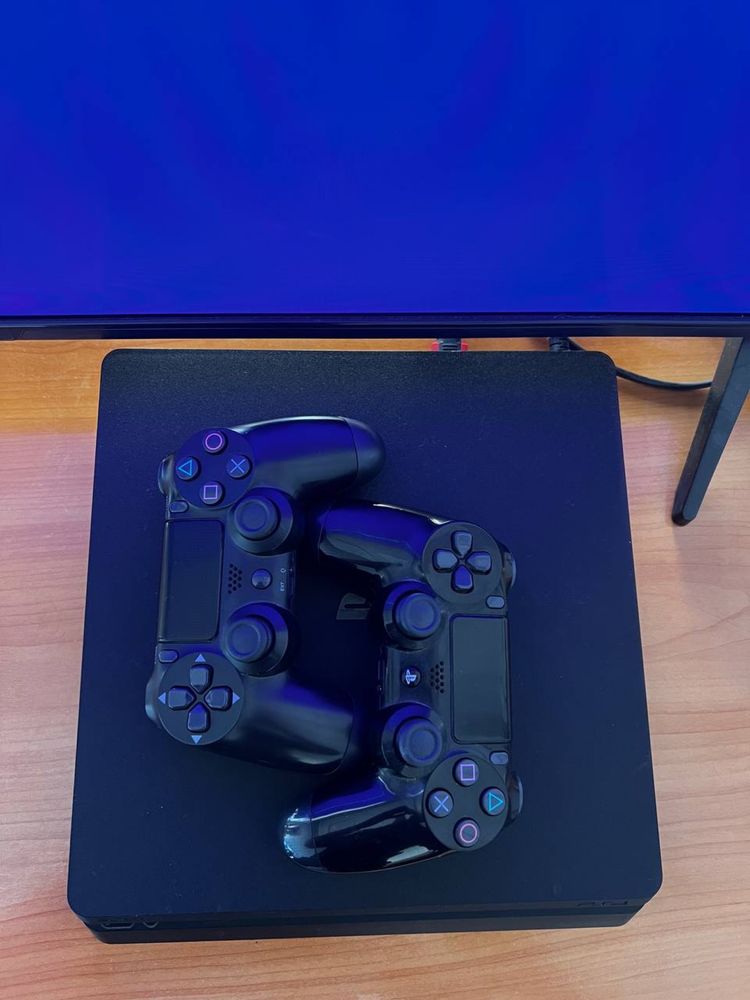 Playstation 4 Slim+ 2 Ta original Pult+ siz hohlagan uyinlarni yozib b