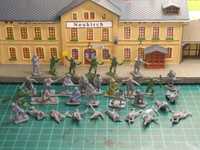 Figurine soldați plastic 1:72 lot-1