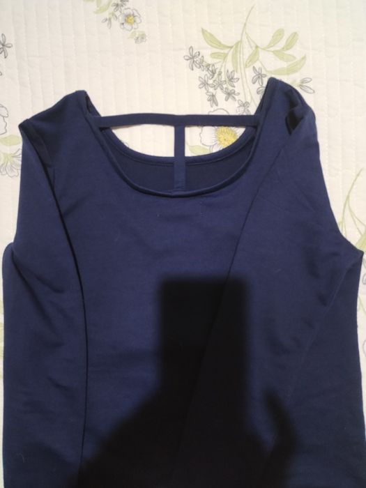 Яркая привозная кофта на девочку до 10лет