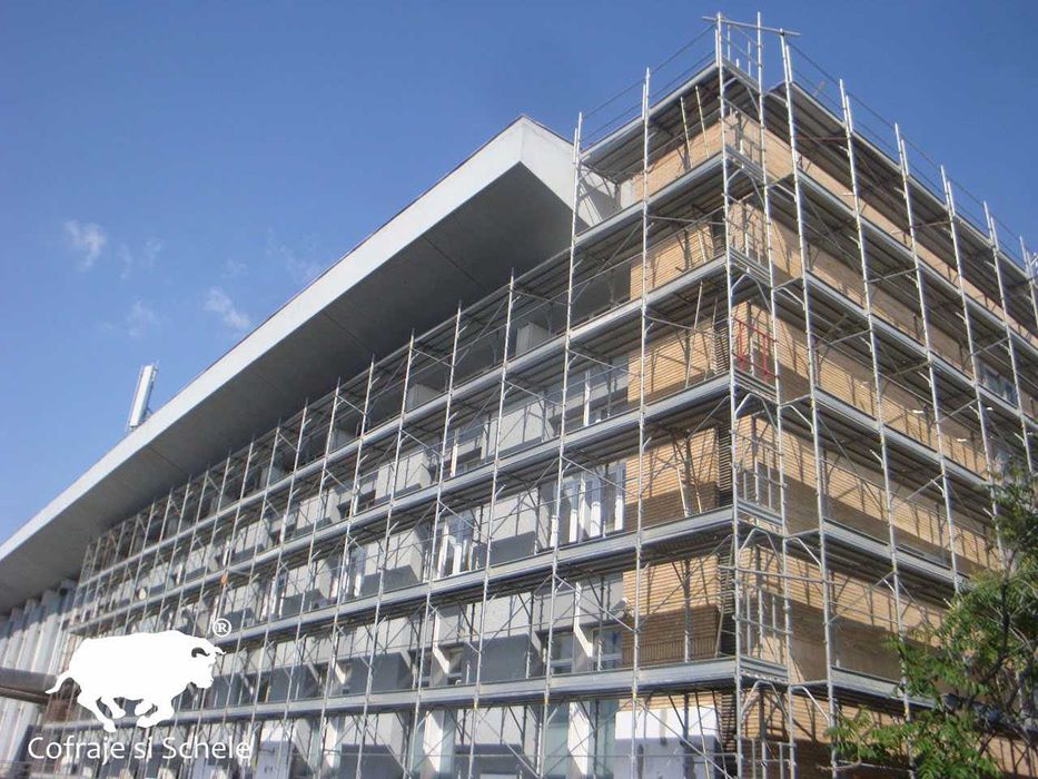Inchiriez schele, popi, cofraje constructii