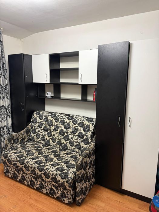 Vând mobila tineret