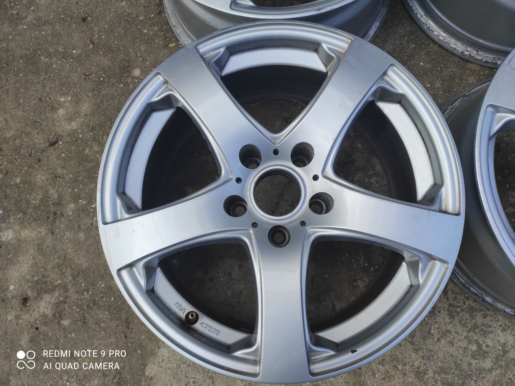 4 Jante Aliaj BMW; 8JxR17; ET 20; 5x120