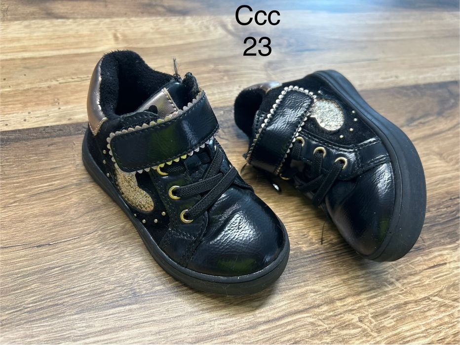 Haine / incaltaminte si jucarii