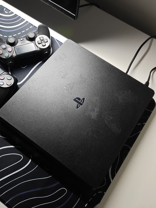 СРОЧНОО!! Playstation 4 Slim 1tb обмен iPhone