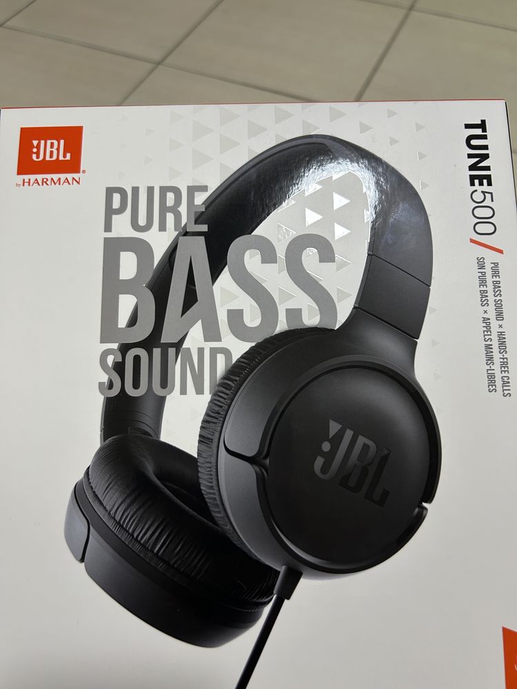 Наушники JBL Tune 500 черный не использованный