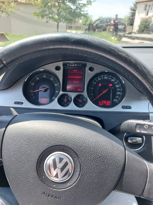 Vând Vw Passat B6 1.6 6 trepte