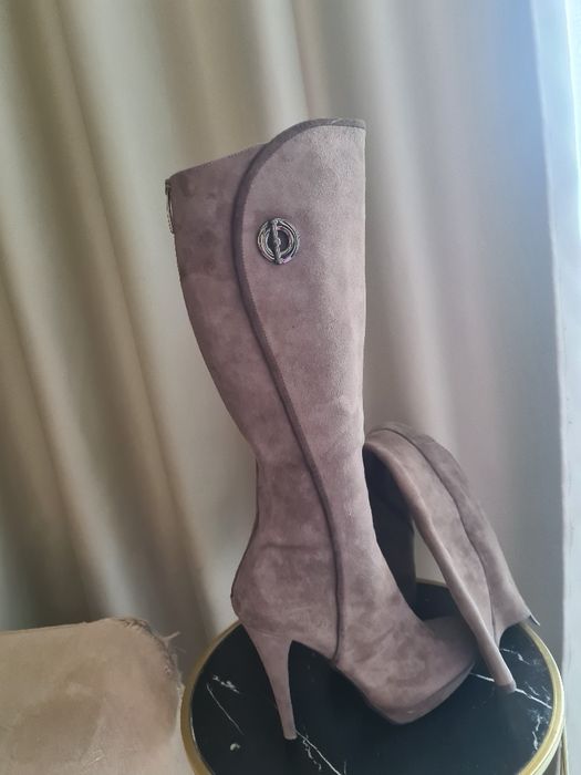 Cizme toc piele naturala