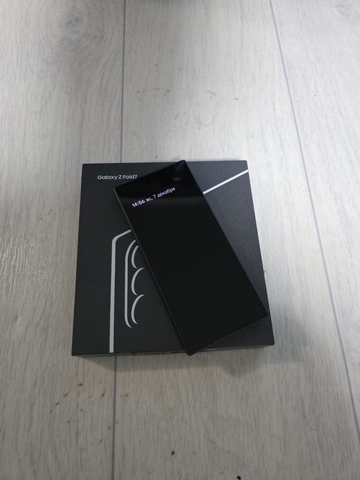 Fold 7 512гб новый