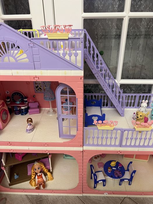 Продам домик для кукол