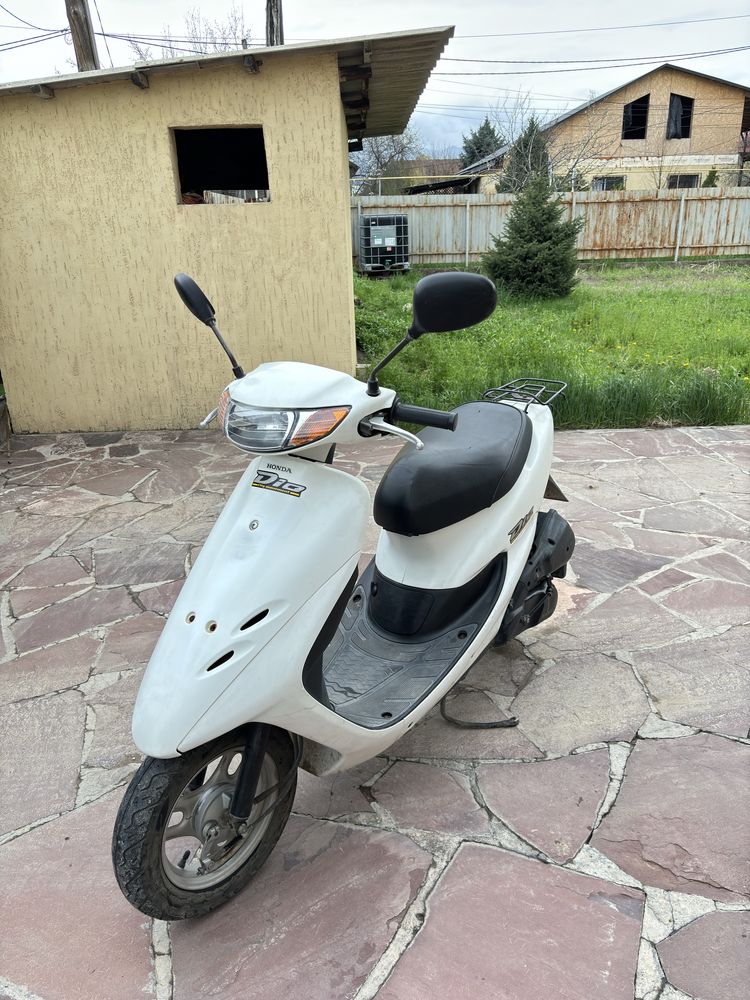 Продаю мопед Honda dio af 34 в идеальном состоянии