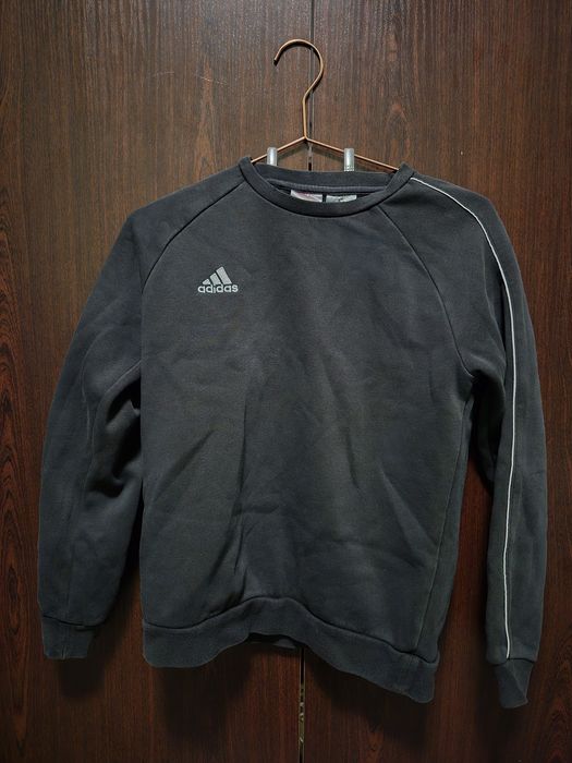 Продавам маркови дрехи