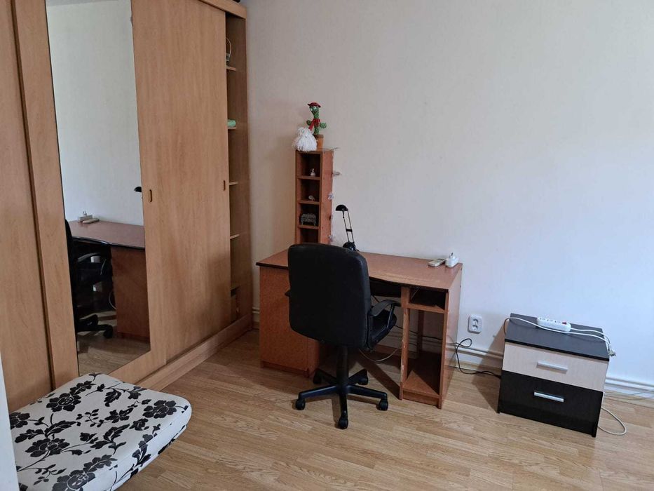 Dau spre inchiriere apartament cu 2 camere in Oltenita