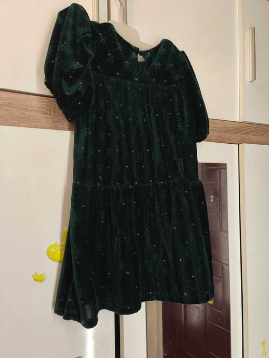 Rochiță vede smarald, 116