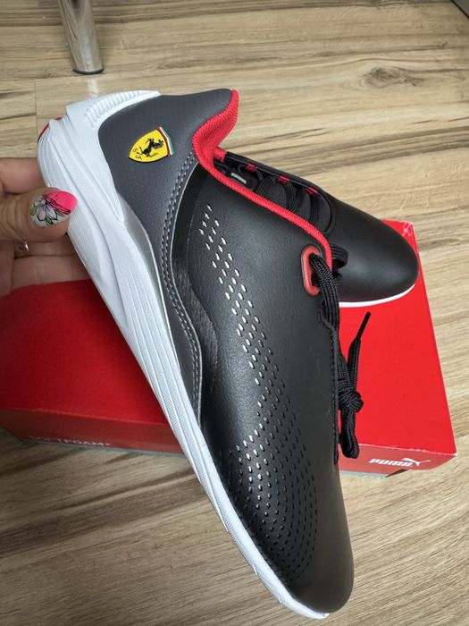 Оригинални маратонки PUMA Ferrari Drift Cat Decima! 40,5 н