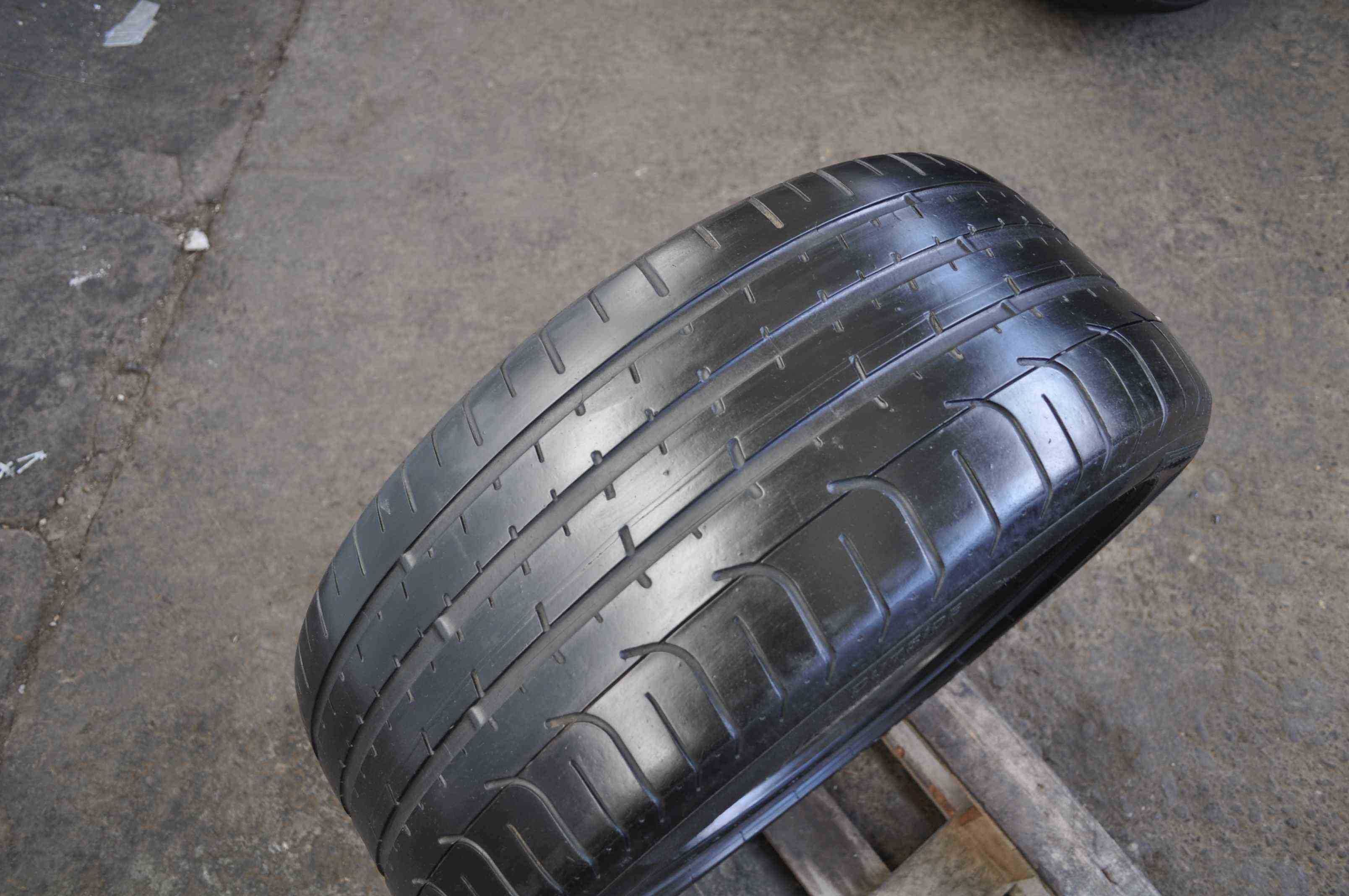 SET 2 Anvelope Vara 225/40 R18 HANKOOK Ventus S1 evo 2 92Y