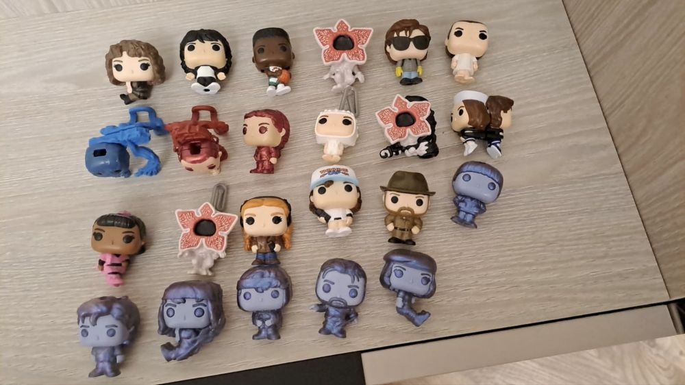 Фигурки из сериала Очень странные дела