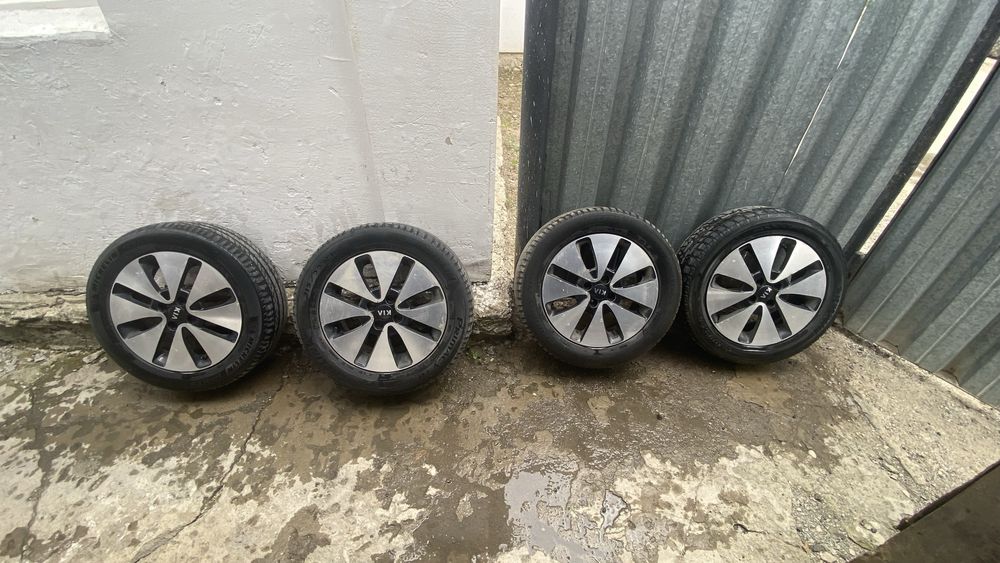 Продам диски от киа