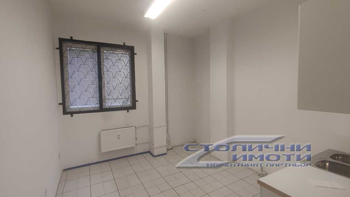 Дава се под наем Офис в София, Център - 60 кв.м за 510 € - Снимка #5