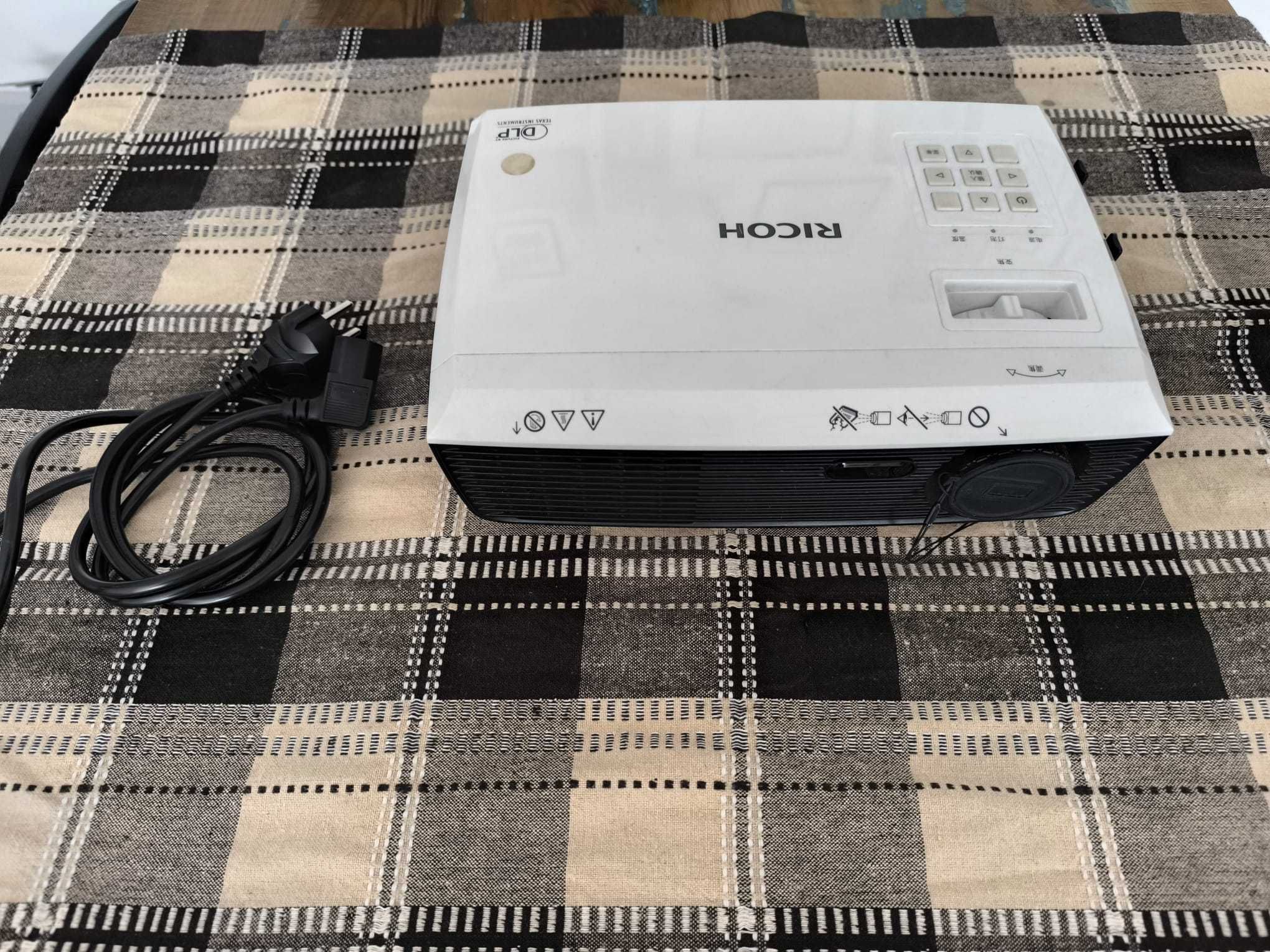 Проектор Ricon PJ S2150