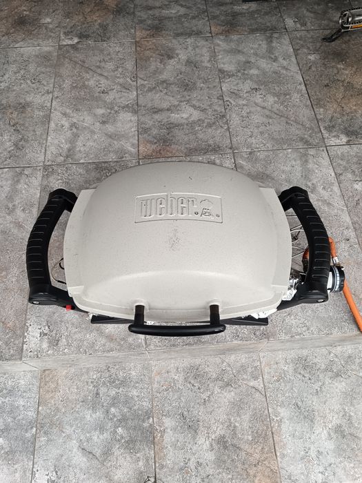 Grătar Weber Q1000