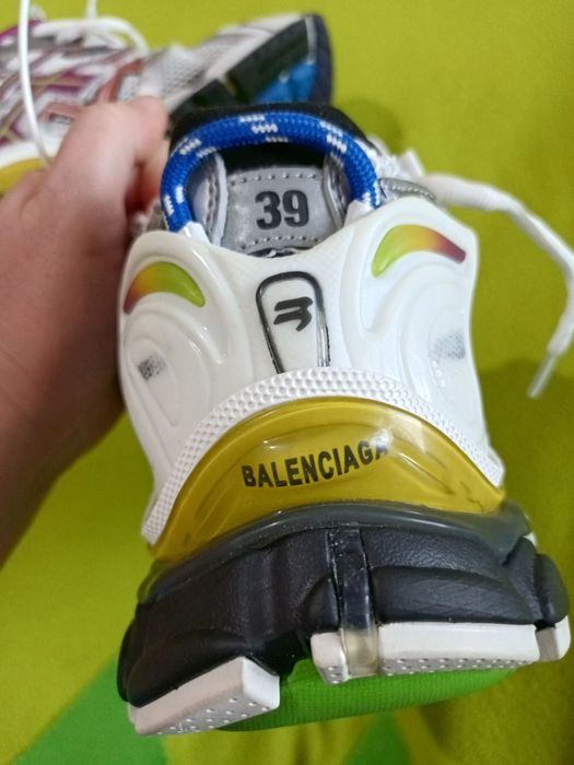 Кроссовки Balenciaga 39 р. Оригинал. Новые с биркой