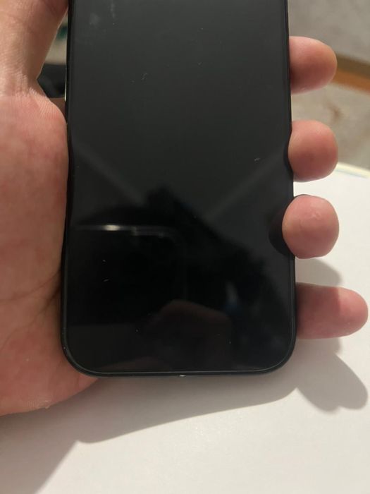 Айфон 15 .128 гб.90акб