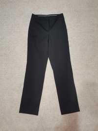 Дамски черен панталон размер XS