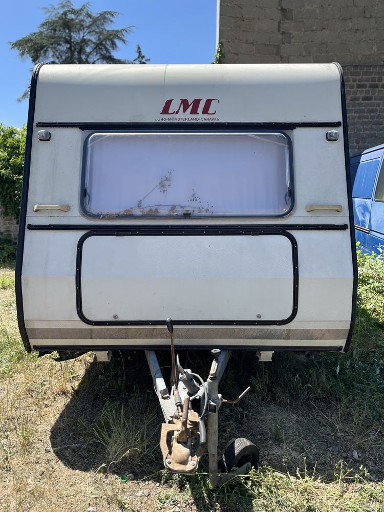 Каравана 1996 Каравана  2 спални, кухня баня  Lord-Münsterland-caravan