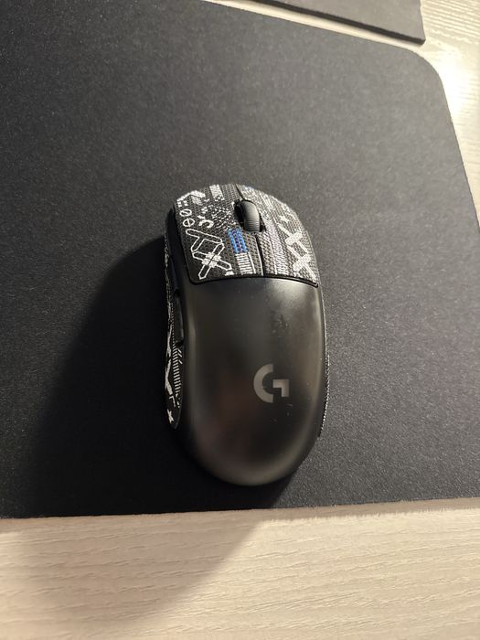 Компьютергая мышь  logitech